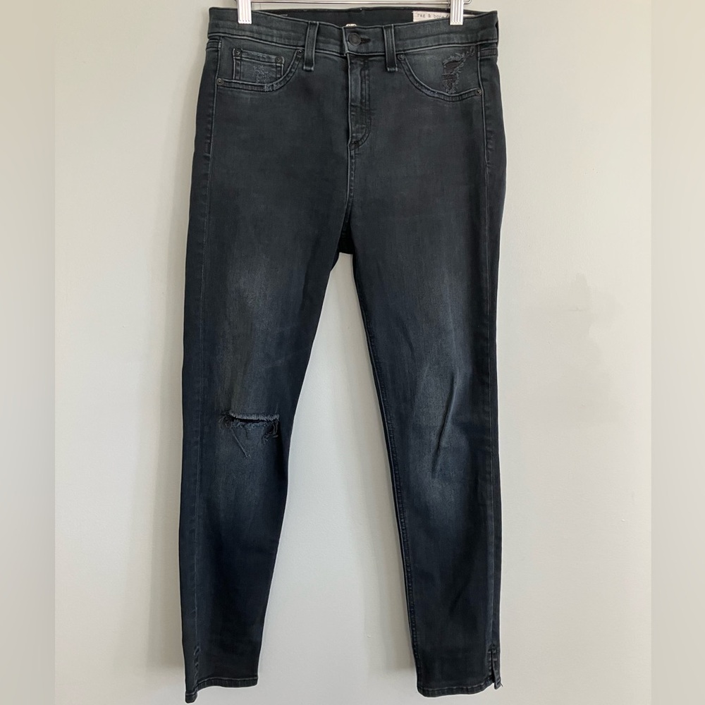 RAG & BONE Black Wash 10” Capri Distressed Skinny Jeans Size 29